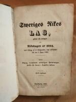 Sweriges Rikes Lag, gillad och antagen p&aring; Riksdagen &aring;r 1734 med till&auml;gg af de stadganden, som utkommit till den 1 Juni 1861. Jemte Bihang, inneh&aring;llande widlyftigare F&ouml;rfattningar, hwilka icke funnat i Lagboken inf&ouml;ras. F&ouml;rsta upplagan.