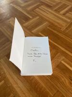 Den gudomliga krisen, Om filmber&auml;ttandets mytologi och funktion