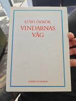 Vindarnas v&auml;g : Dikter