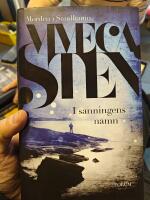 I sanningens namn : [morden i Sandhamn]