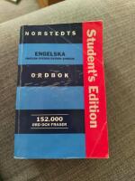 Norstedts engelska ordbok : [engelsk-svensk, svensk-engelsk] : [152.000 ord och fraser]