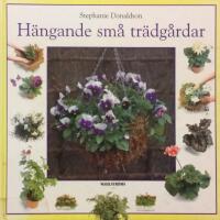 H&auml;ngande sm&aring; tr&auml;dg&aring;rdar
