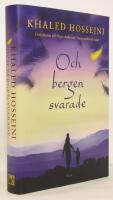 Och bergen svarade
