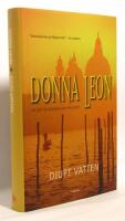 Djupt vatten : Kommissarie Brunetti, del 10