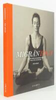 Migr&auml;nyoga : bli fri fr&aring;n huvudv&auml;rk med yoga & ayurveda