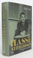 Hasse Alfredson : en s&aring;n d&auml;r farbror som ritar och ber&auml;ttar