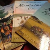 Barnens svenska historia 1-4. 1: N&auml;r m&auml;nniskorna kom.2: N&auml;r Sverige blev Sverige 3: N&auml;r Sverige var som st&ouml;rst, 4: N&auml;r svenskarna flyttad till stan