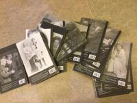 Filmber&auml;ttelser Ingmar Bergman: 1:Hets; 2:F&auml;ngelse; 3:Till gl&auml;dje; 5: Kvinnors v&auml;ntan; 6: Gycklarnas  afton; 11: Det sjunde inseglet; 12: Smultronst&auml;llet; 15: Nattvardsg&auml;sterna; 16: Tystnaden;;17: Persona; 18: Vargtimmen; 24: Viskningar och rop; 28: H&ouml;stsonaten; 29:Ur marionetternas kiv; 30:Fanny och Alexander: 34: Saraband. 16 unika filmber&auml;ttelser av Ingmar Bergman 