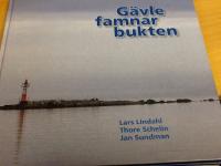 G&auml;vle famnar bukten