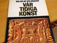 V&aring;r tidiga konst. Efterskrift av Olov Isaksson. Foto: S&ouml;ren Hallgren. F&auml;rgtexkningar Bengt H&auml;ndel