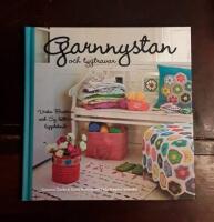 Garnnystan och tygtravar