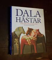 Dalah&auml;star: Fr&aring;n tr&auml;bit till nationalsymbol