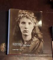 En annan historia: Fotografi ur Moderna Museets samling = Another story : photography from the Moderna Museet Collection