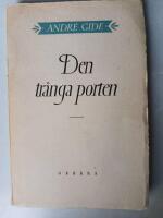 Den tr&aring;nga porten