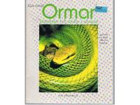 Ormar j&auml;tteormar och snokar i terrariet