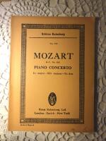  K V No 482 Piano Concerto Eb major study score