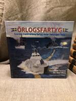 &Ouml;rlogsfartyg : svenska maskindrivna fartyg under tretungad flagg