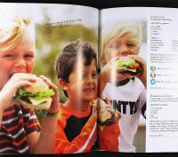 MAT F&Ouml;R STORA OCH SM&Aring; &ndash; 140 recept att laga och &auml;ta tillsammans med familjen