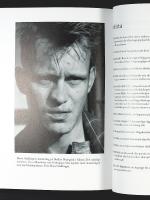 MODERN TEATERMASKERING