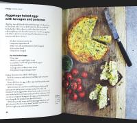 OPEN SANDWICHES &ndash; 70 Sm&oslash;rrebr&oslash;d Ideas for Morning, Noon and Night