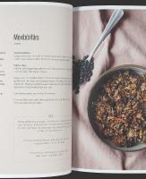 GR&Ouml;NA PROTEINER &ndash; 50 recept med v&auml;xtbaserade proteink&auml;llor