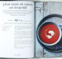 SMALA SOPPOR &ndash; 80 smakrika soppor med f&auml;rre &auml;n 300 kalorier