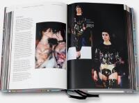 VIVIENNE WESTWOOD &ndash; CATWALK &ndash; The Complete Collections