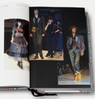 VIVIENNE WESTWOOD &ndash; CATWALK &ndash; The Complete Collections
