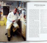 SVENSKA F&Ouml;RFATTARE &ndash; 100 portr&auml;tt i bild och ord