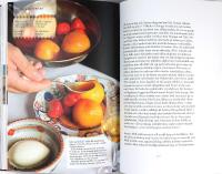 MATENS MAKT &ndash; Bland v&auml;rldsledare, kungligheter, rockelit, p&aring;var och kejserliga presidenter