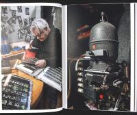 ANDERS PETERSENS M&Ouml;RKRUM