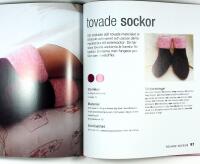 MJUKA STRUMPOR, VARMA T&Aring;R &ndash; Fler &auml;n 25 klassiska och busiga stickm&ouml;nster