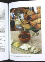 VID ETT STENBORD I TOSCANA &ndash; Vinet, maten, sk&ouml;rdefesten