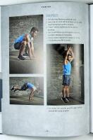 STYRKETR&Auml;NING MED KROPPEN SOM REDSKAP &ndash; &Ouml;ver 100 supereffektiva &ouml;vningar utan redskap