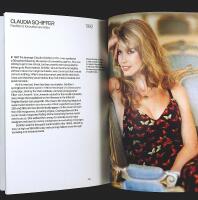 The Design Museum &ndash; FASHION EVOLUTION &ndash; The 250 looks that shaped modern fashion