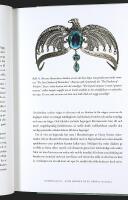 SMYCKEN SOM HUVUDSAK &ndash;  En kulturhistorisk och praktisk guide kring diadem