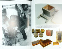 KOTIRINTAMA &ndash; Sotavuosien Suomi 1939&ndash;1945 naisten ja lasten silmin