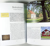 P&Aring; UPPT&Auml;CKTSF&Auml;RD I FOLKH&Ouml;GSKOLANS V&Auml;RLD &ndash; en resa i ett svunnet och nutida bildningslandskap