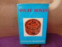 Snuff boxes