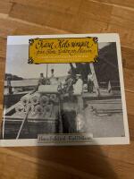 K&auml;ra helsningar fr&aring;n Floda, Gr&aring;bo och Lerum : vykort med m&auml;nniskor och milj&ouml;er fr&aring;n det tidiga 1900-talet