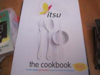  Itsu the Cookbook  100 Low-Calorie Eat Beautiful Recipes for Health & Happiness. Every Recipe under 300 Calories and under 30 Minutes to Make