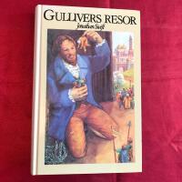 Gullivers Resor - Resor till flera avl&auml;gset bel&auml;gna l&auml;nder i v&auml;rlden av Lemuel Gulliver, f&ouml;rutvarande skeppsl&auml;kare sedermera kapten p&aring; olika fartyg