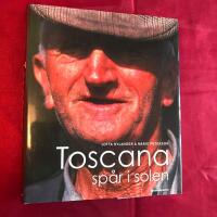 Toscana : sp&aring;r i solen