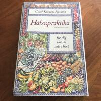 H&auml;lsopraktika : f&ouml;r dig som &auml;r mitt i livet