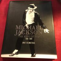Michael Jackson : the king of pop