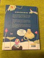 Sagoyoga : &ouml;vningar f&ouml;r barn i yoga, andning, avslappning och meditation