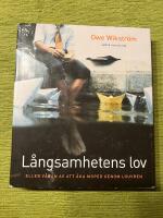 L&aring;ngsamhetens lov : eller v&aring;dan av att &aring;ka moped genom Louvren