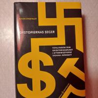 Dystopiernas seger : totalitarism som orienteringspunkt i efterkrigstidens svenska id&eacute;debatt