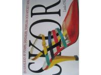 Skor - en kavalkad av pumps, sandaler, tofflor och mycket mera