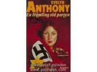 En fr&auml;mling vid porten